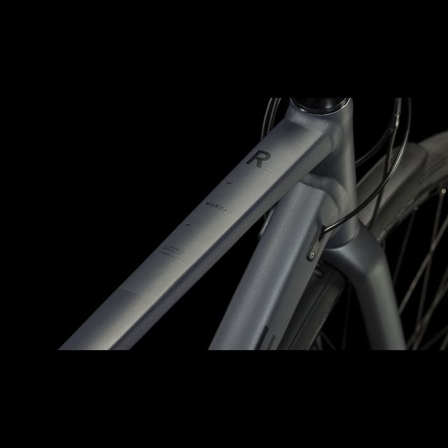 CUBE Nuroad Race FE Gravel-pyörä CUBE Nuroad Race FE Gravel-pyörä